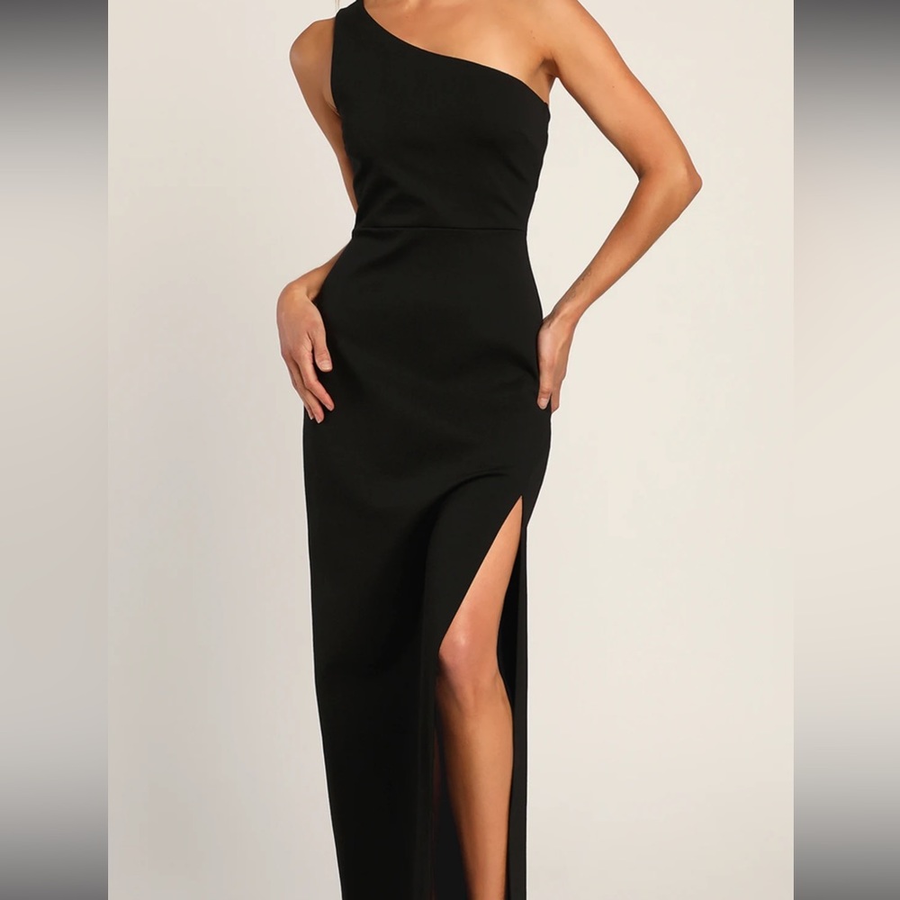 lulus maxi black one shoulder dress size XS